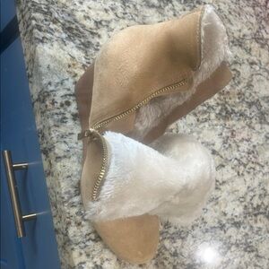 Saks Fifth Avenue Tan Suede Boots with White Fur